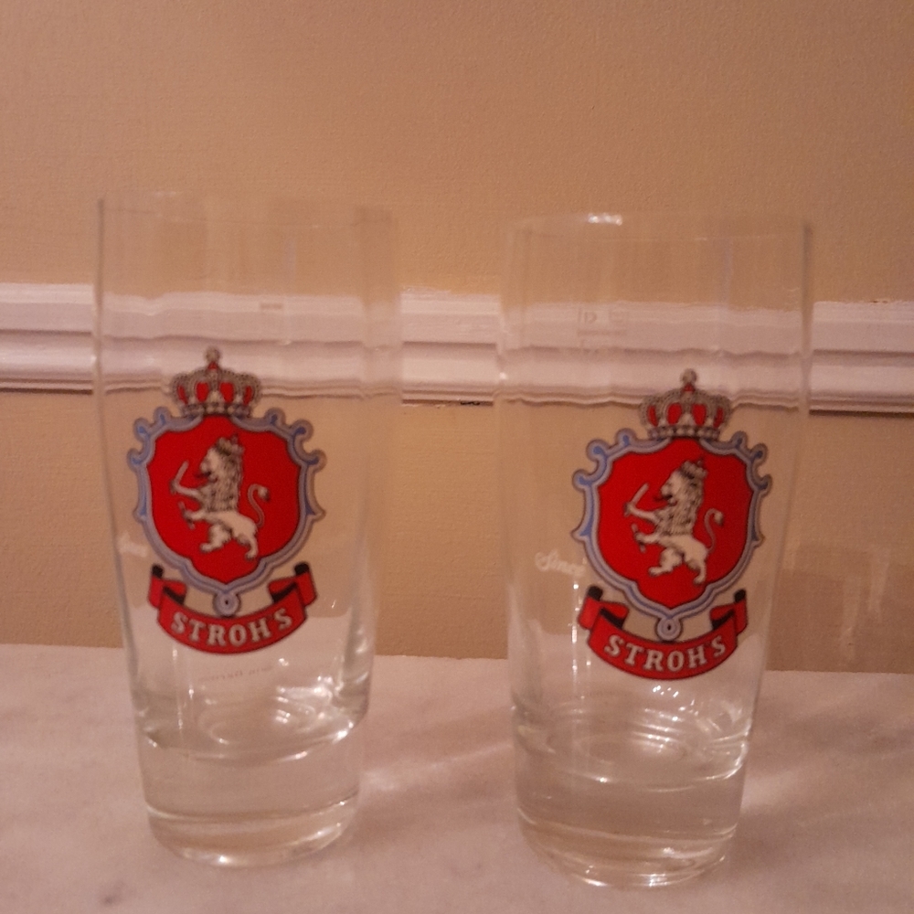 Vintage Stroh's Rastal Pilsner drinking glasses set of 2